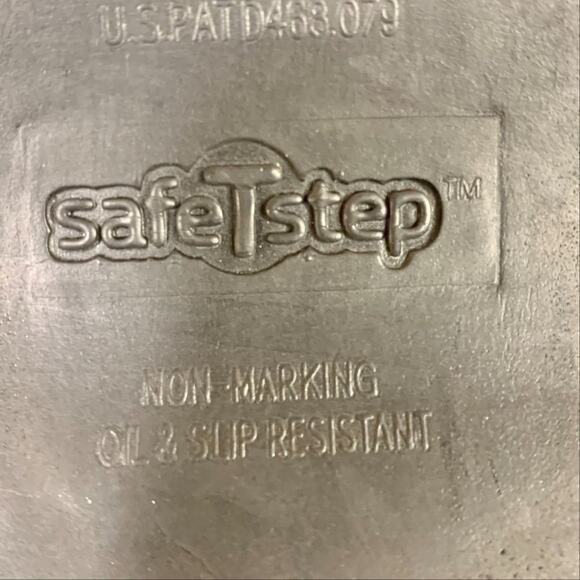 Safe T Step Clogs Women SZ 7 Leopard Slip Resistant Comfort Shoes Occupational - Picture 11 of 11